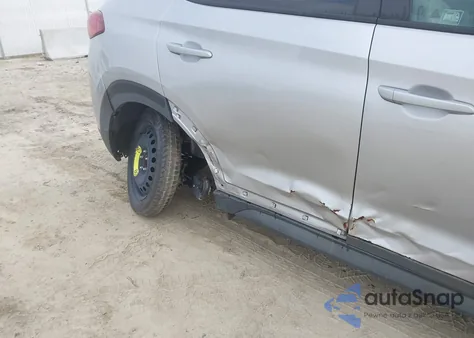 2020 Hyundai Tucson Se from USA, damaged, VIN KM8J23A41LU083142